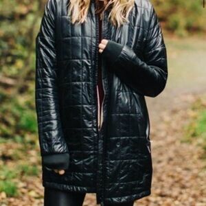 Cotopaxi Mens Black Quilted Puffer Jacket, Reversible Kusa Parka, NWOT, Large